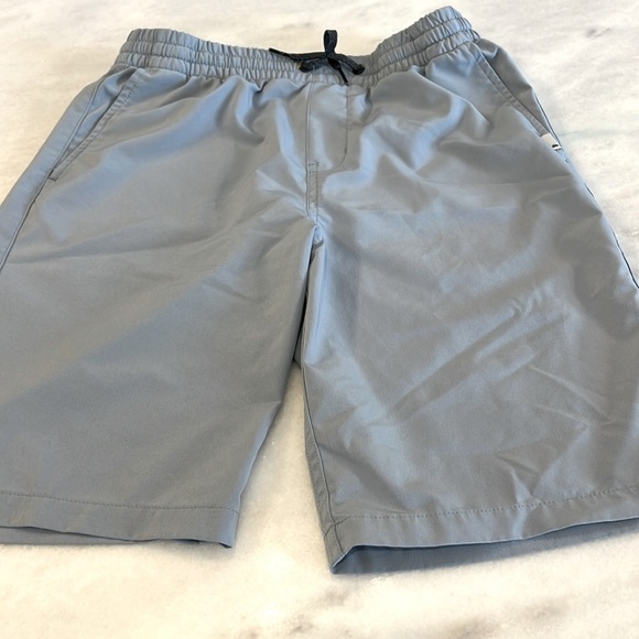 Two Pairs of Boy's Size Large Shorts Surf Billabong Quicksilver - Picture 2 of 8